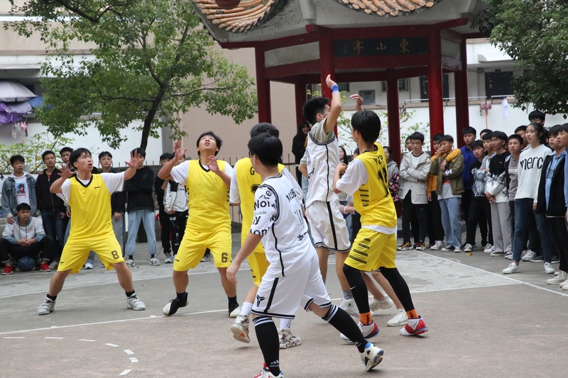邵陽市華龍中學(xué),邵陽中學(xué)教育,高中教育,師資雄厚,名優(yōu)教師 邵陽市華龍中學(xué),邵陽中學(xué)教育,高中教育,師資雄厚,名優(yōu)教師